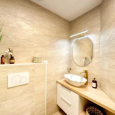 Apartament Le Jardin De La Cathedrale - T2 - Centre - Emplacement & Vue Extraordinaires